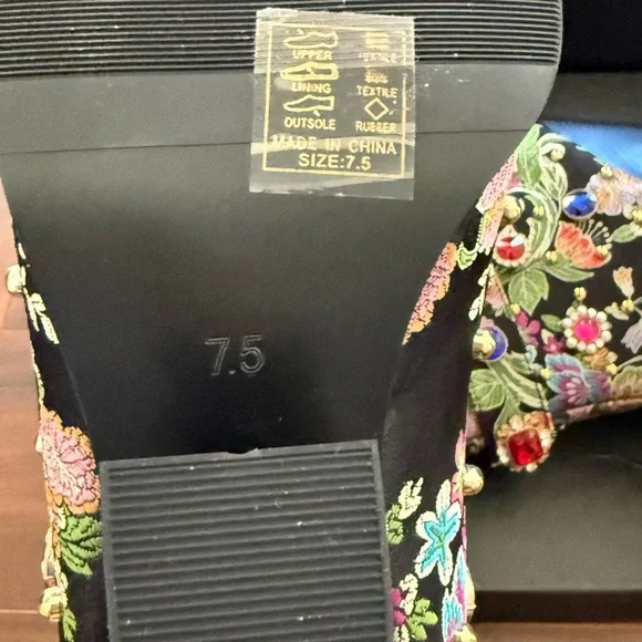 Floral Embellished Heeled Boots - Picture 5 of 5